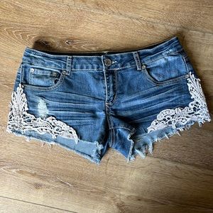 Cut off shorts low rise